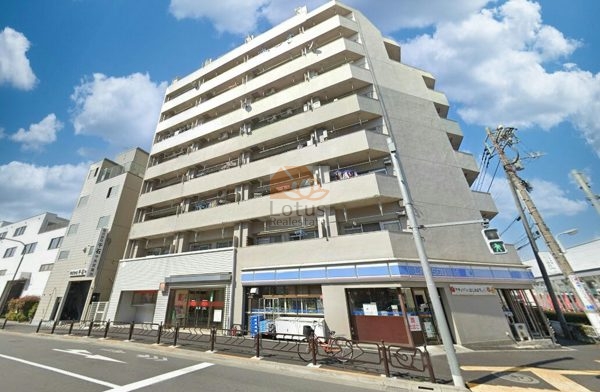 信和江戸川マンション外観２ (1)｜信和江戸川マンションは昭和４９年築、１０階建てのマンションです。