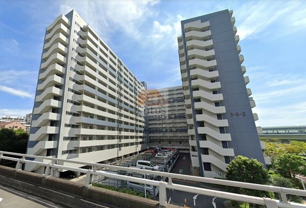 小松川パークマンション弐号棟外観６｜北側は新大橋通りです。