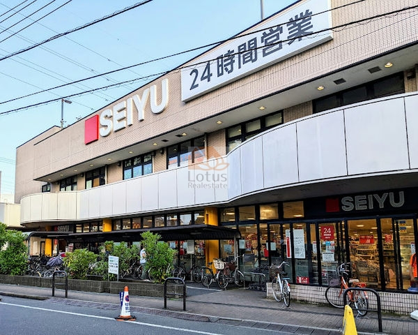 西友北綾瀬店3｜徒歩3分に「西友北綾瀬店」があります。