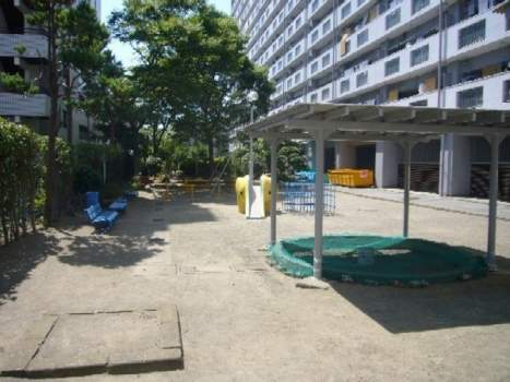 葛西住宅敷地内公園｜敷地内に公園があります。