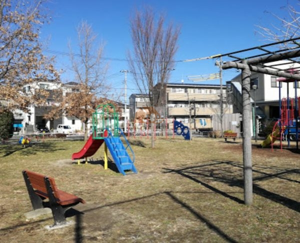 皿沼公園｜徒歩1分に「皿沼公園」があります。