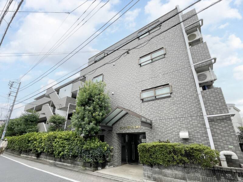 グレアーブル上石神井外観１｜グレアーブル上石神井は、平成7年築、4階建てのマンションです。