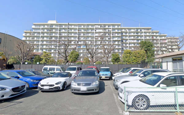 五反野第三スカイハイツ外観８｜五反野第３スカイハイツは１１階建てのマンションです。周辺は閑静な住宅地です。総戸数２６９戸の大規模マンションです。