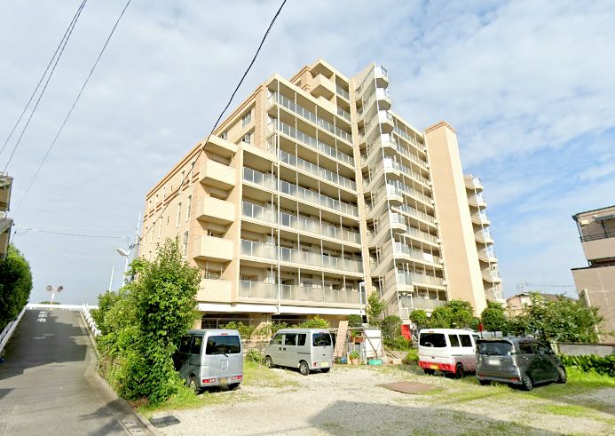 グランシティ金町外観３｜グランシティ金町は、平成15年築10階建てのマンションです。