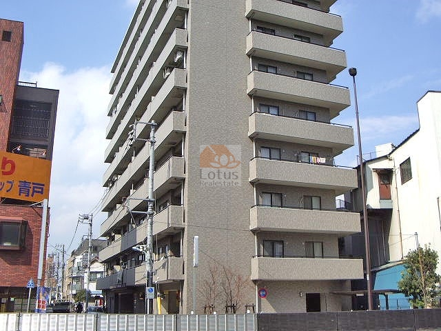 セレナハイムお花茶屋 (12)｜セレナハイムお花茶屋は、平成13年築、10階建てのマンションです。