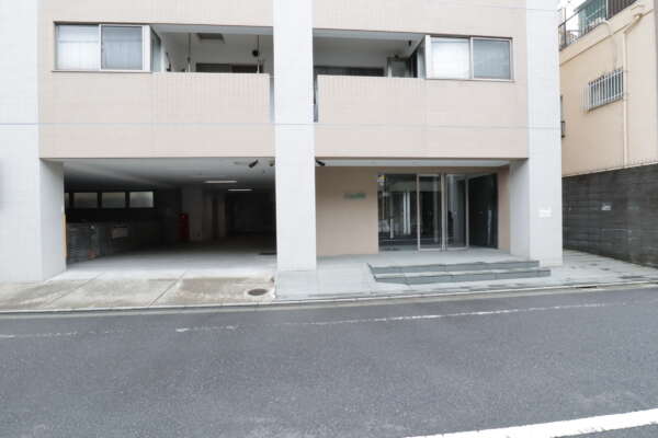 ガーデンホーム南千住ＥＸＰｌａｚａエントランス1｜エントランスは表通り側にあります。