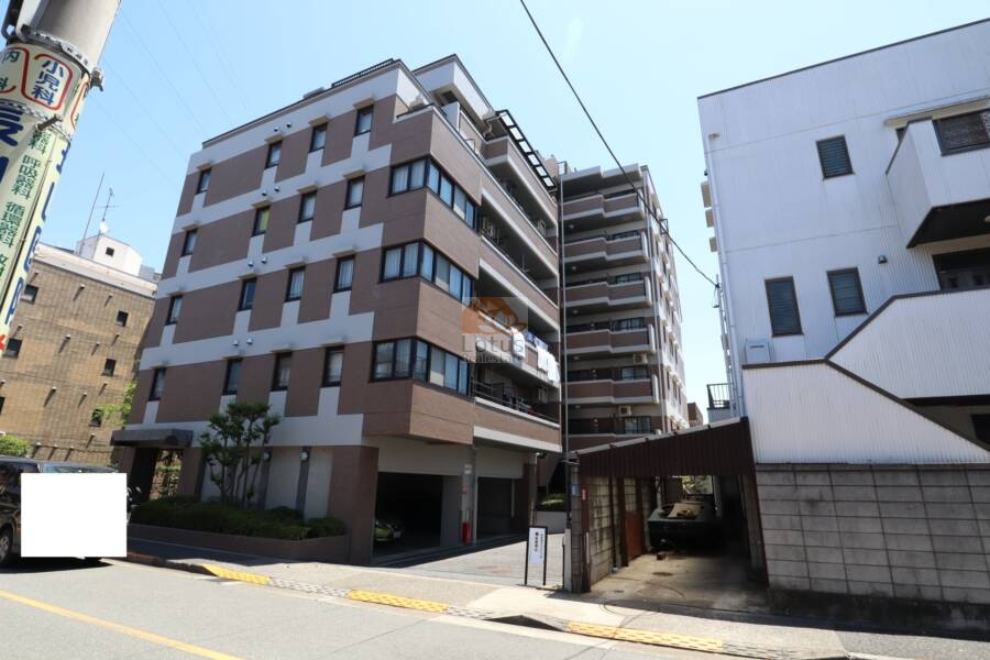 コスモ小岩エクセラ外観1｜コスモ小岩エクセラは平成６年築、７階建てのマンションです。小岩駅、京成小岩駅が利用可です。