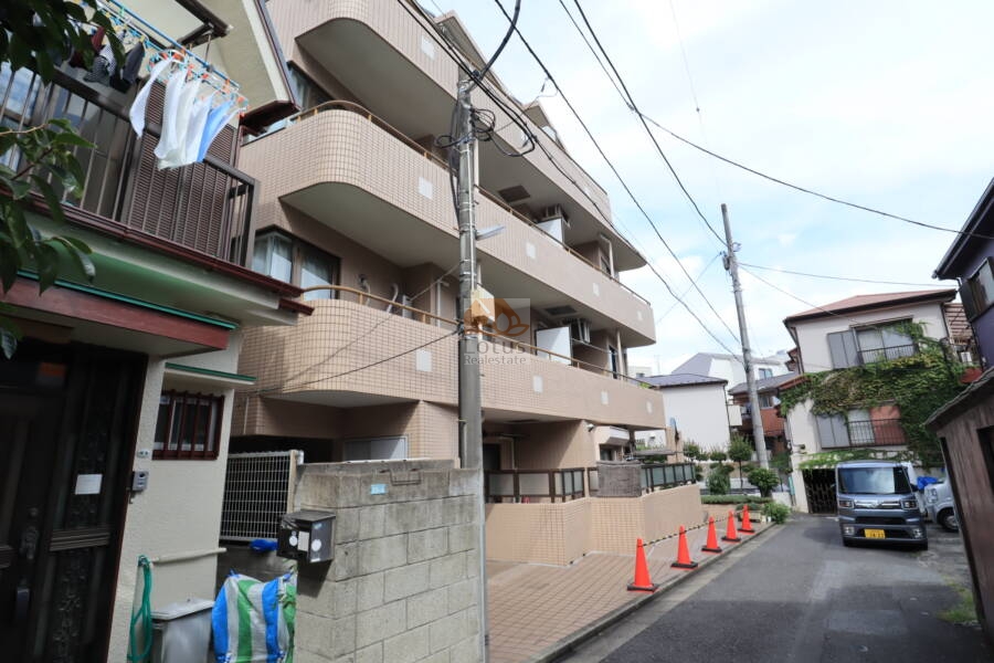 カーサデセビーア弥生外観1｜カーサ・デ・セビーア弥生は平成５年築、４階建てのマンションです。エレベーターがありません。