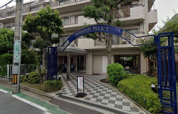 日神パレス平和台外観共用部2｜オートロック付きで安心です。
