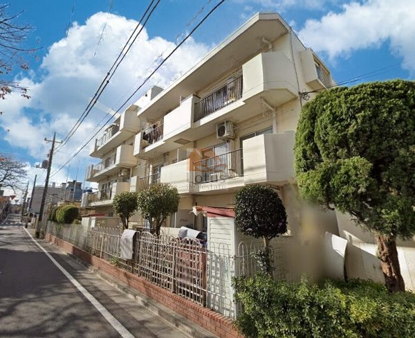 野方ダイヤモンドマンション外観３｜野方ダイヤモンドマンションは昭和58年築、5階建てのマンションです。