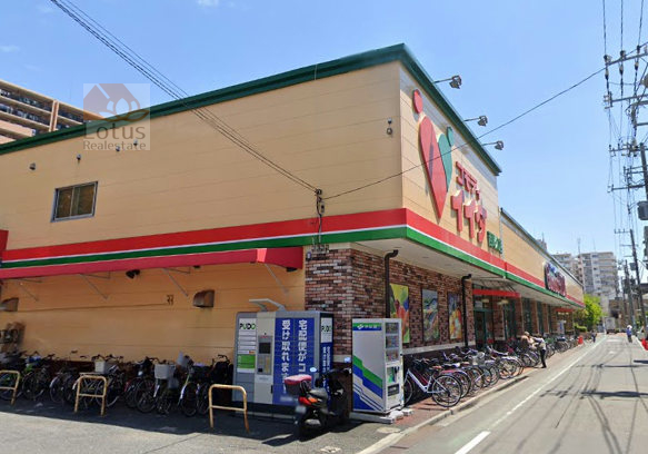 グリーンパーク上中里-コモディイダ西尾久｜スーパーコモディイイダ西尾久店まで徒歩３分です。総菜パンの種類が豊富です。