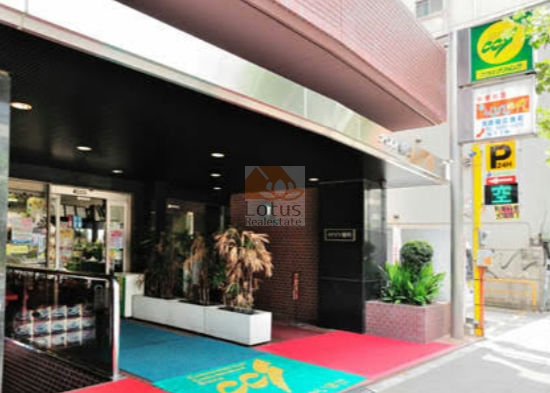 ココスナカムラ 麹町店｜1階園トラス隣には「ココスナカムラ 麹町店」があり便利です。