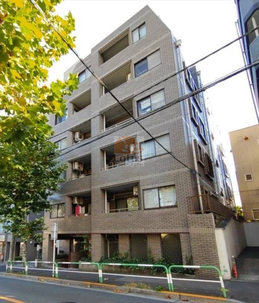 大塚スカイマンション外観１｜大塚スカイマンションは平成1年築、5階建てのマンションです。