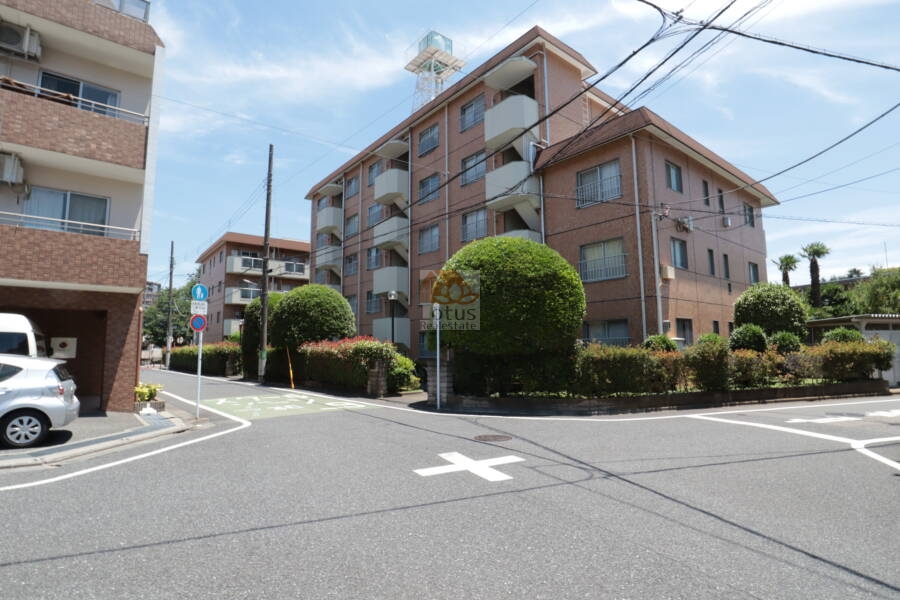 江古田第２ローヤルコーポＢ棟外観3