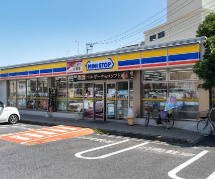 ミニストップ 堀切８丁目店｜徒歩1分に「ミニストップ 堀切８丁目店」があります。