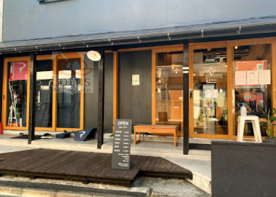 AERU COFFEE STOP｜徒歩4分にカフェ「AERU COFFEE STOP」があります。