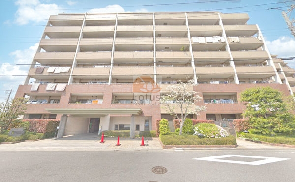 コスモ江戸川クレドムール外観３｜コスモ江戸川クレドムールは平成12年築、9階建てのマンションです。