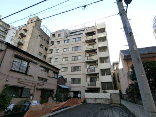 ディアコート元浅草外観共用部8｜東側から見た外観の様子です。