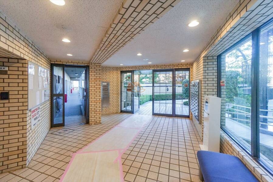 恒陽綾瀬マンション共用部３｜共用部の清掃が行き届いており、、住民は快適で清潔な環境で生活することができます。