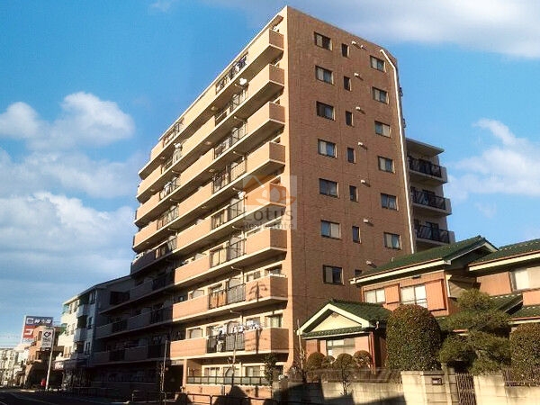 朝日パリオ西新井東館外観３ (1)｜朝日パリオ西新井東館は平成7年築、９階建ての新耐震準のマンションです。