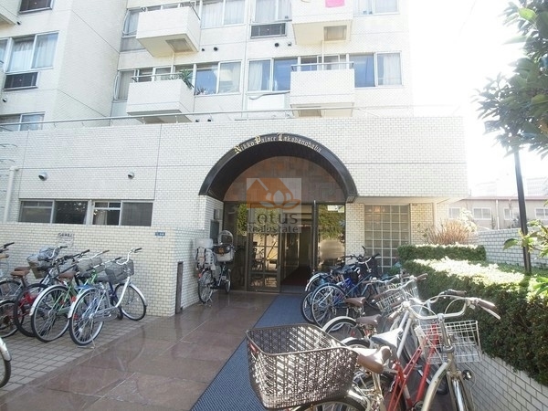 日興パレス高田馬場エントランス