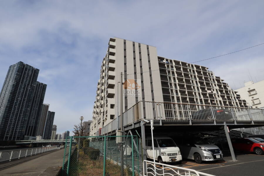 ルネプライディア外観1｜ルネプライディアは平成13年築、12階建てのマンションです。