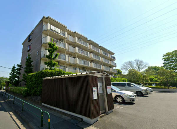 エステート花畑５号棟外観１｜外観です。