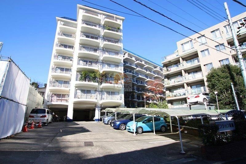 マンション高輪2｜マンション高輪は昭和４４年築、８階建のマンションです。