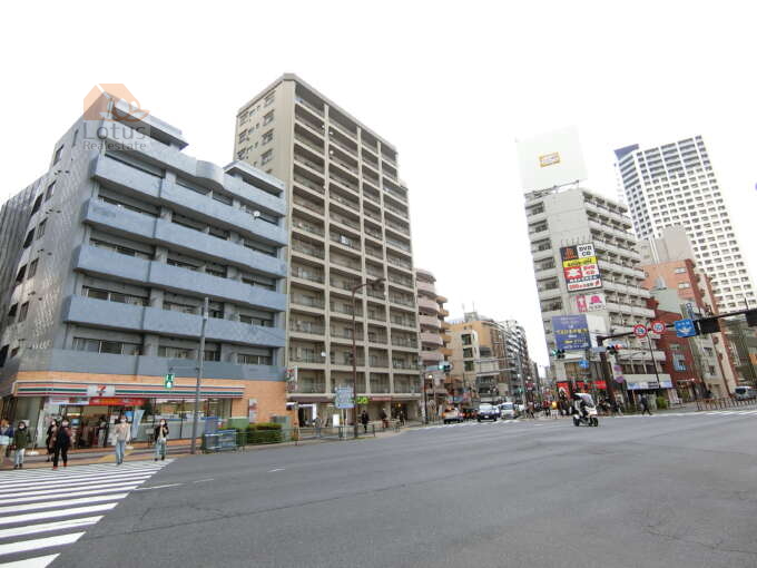 練馬サマリヤマンション外観・共用部2｜練馬サマリヤマンションは昭和５０年築、１４階建てのマンションです。千川通りに立地します。