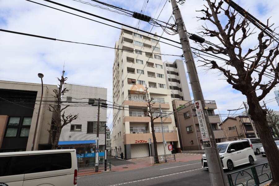 ニッコンビル外観2｜ニッコンビルは目白通りにあります。