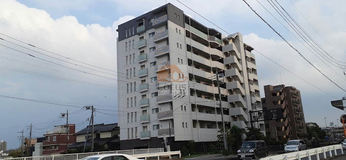 クリオ見沼代親水公園外観２｜クリオ見沼代親水公園は、平成25年築、9階建てのマンションです。