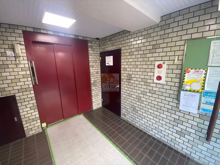 ユニーブル錦糸町共用部１｜エレベーターは1基あります。