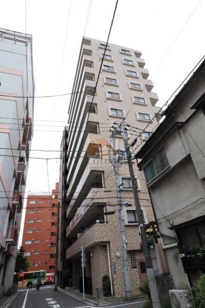 アルファホームズ浅草外観3｜浅草エリアは飲食店や居酒屋、喫茶店など、さまざまな飲食施設が集まっています。地元の味を楽しめる食堂や、老舗の和菓子店など、豊富なグルメスポットも魅力の一つです。