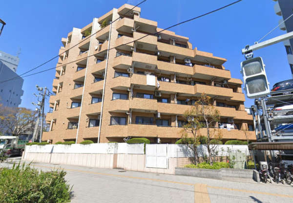 ライオンズマンション平井外観１｜ライオンズマンション平井は平成3年築、7階建てのマンションです。京葉道路沿いにあります。