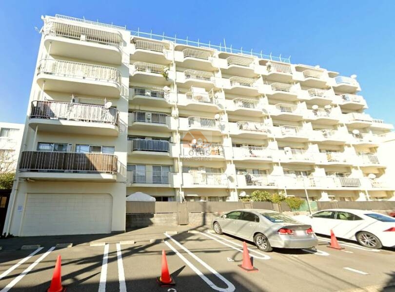 中野ハイム外観３｜中野ハイムは昭和46年築、8階建てのマンションです。