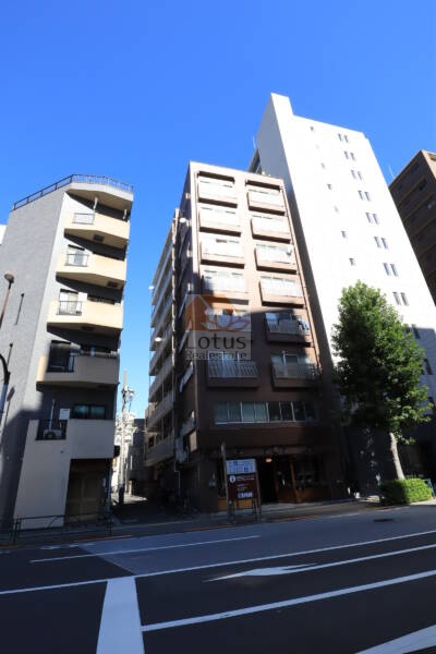 寿町フラワーホーム外観1｜寿町フラワーホームは、昭和45年築、8階建てのマンションです。