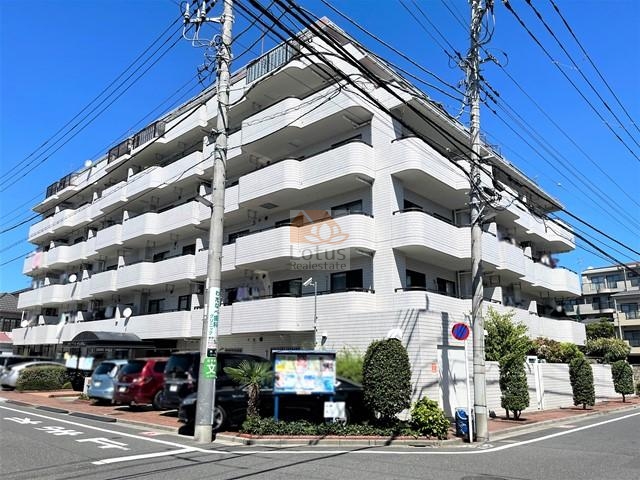 グリーンパーク東綾瀬Ⅲ外観３｜グリーンパーク東綾瀬Ⅲは昭和63年築、7階建てのマンションです。