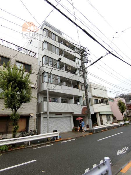 ヴァイス小村井外観共用部1