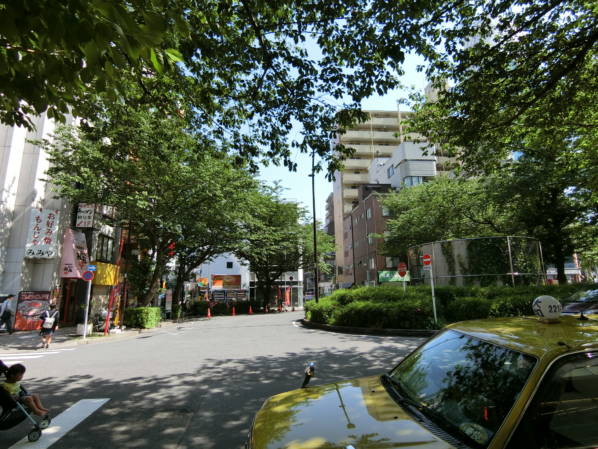 駒込駅南口は飲食店も多数で、少し遅くなっても大丈夫そうです。