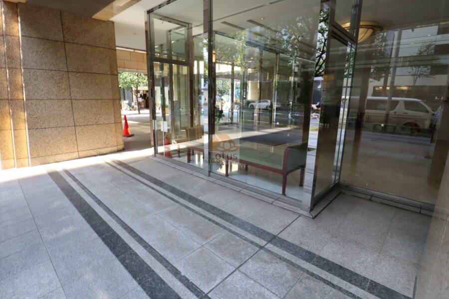 シティタワー池袋エントランス3