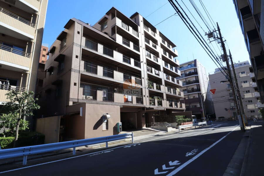 亀戸クリーンハイツ外観1｜亀戸クリーンハイツは7階建てのマンションです。
