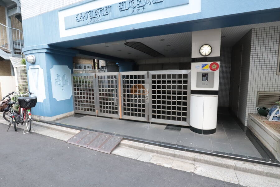 レインボーメセナエントランス2