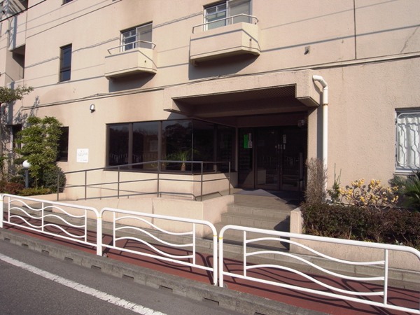 Exif_JPEG_PICTURE｜エントランスです。