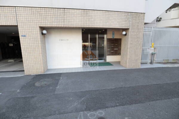 八広ハイツエントランス2