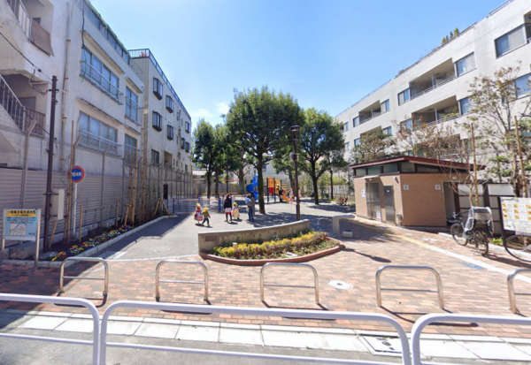 牛込北町マンション-公園｜マンション前にある児童公園です。