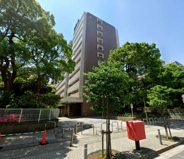 大島三丁目団地１号棟外観5｜大島三丁目団地は昭和４５年築、11階建てのマンションです。1号棟、2号棟があります。