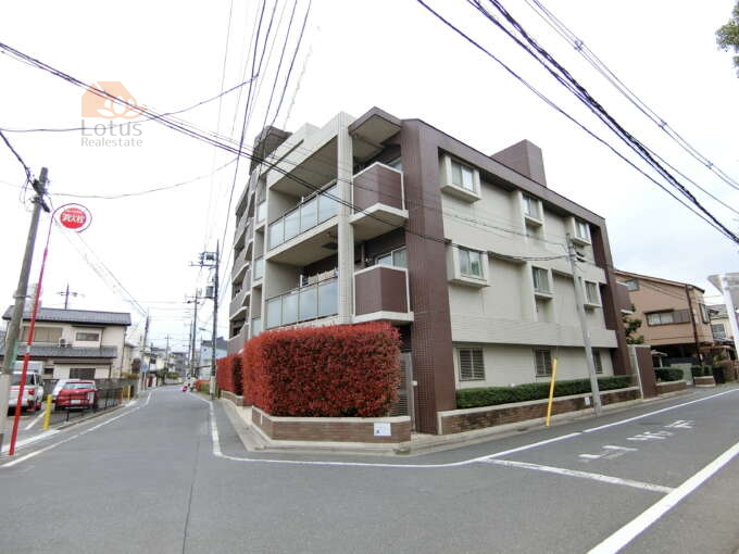 レーベンリヴァーレ中村橋エターリア外観・共用部2