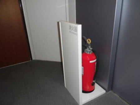 パレス御茶ノ水２号館外観　4｜消火器
