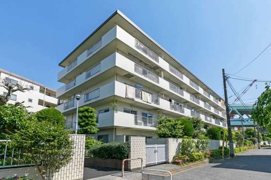 エンゼルハイム王子は隅田川沿いにあり、世帯数１０８戸の大規模マンションです。