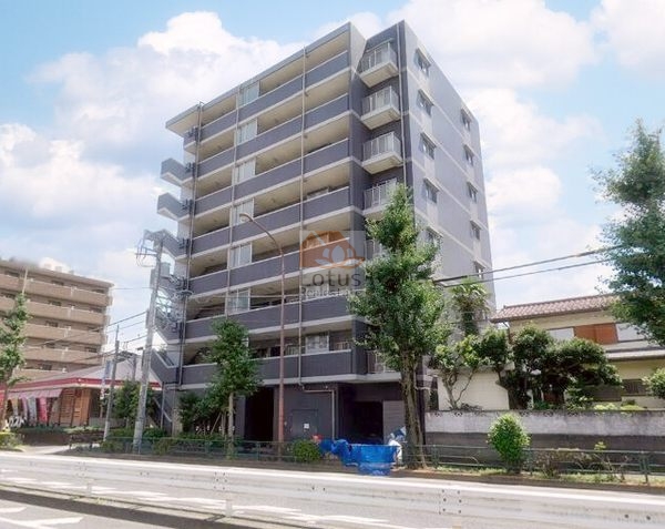 サンクレイドル武蔵関外観３｜サンクレイドル武蔵関は平成24年築、8階建てのマンションです。